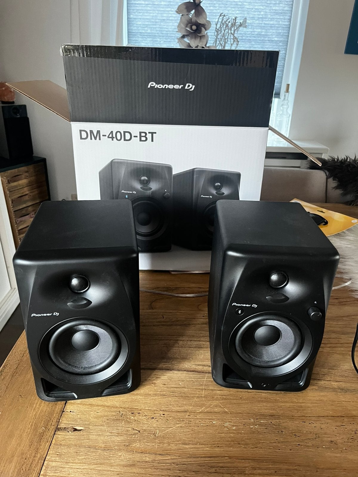 Pioneer DM-40D-BT nearfield monitors 4 inch met bluetooth, Ophalen, Zo goed als nieuw