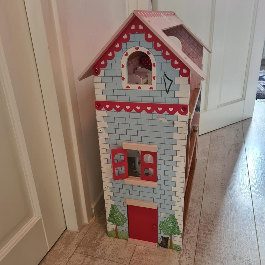 Groot en gezellig poppenhuis met meubels, Ophalen