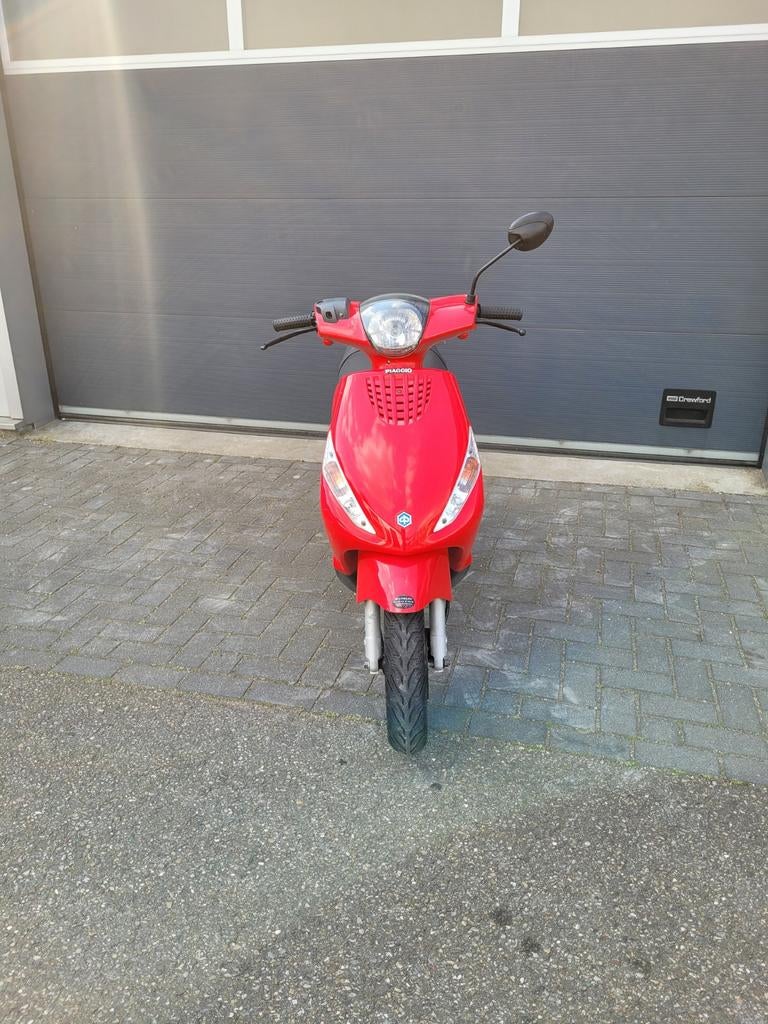 Piaggio Zip  / 45km /  4takt, Fietsen en Brommers, Scooters | Piaggio, Gebruikt, Zip, Maximaal 45 km/u, Benzine, Ophalen