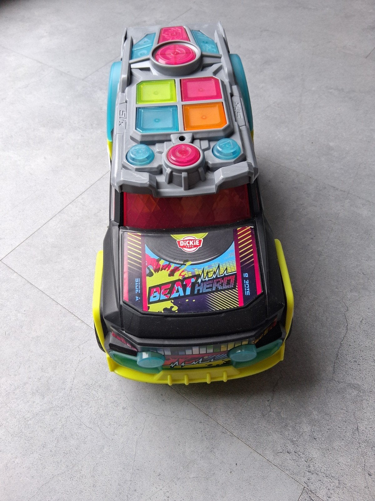 Dickie Toys Beat Hero Muziek Auto, Ophalen, Gebruikt