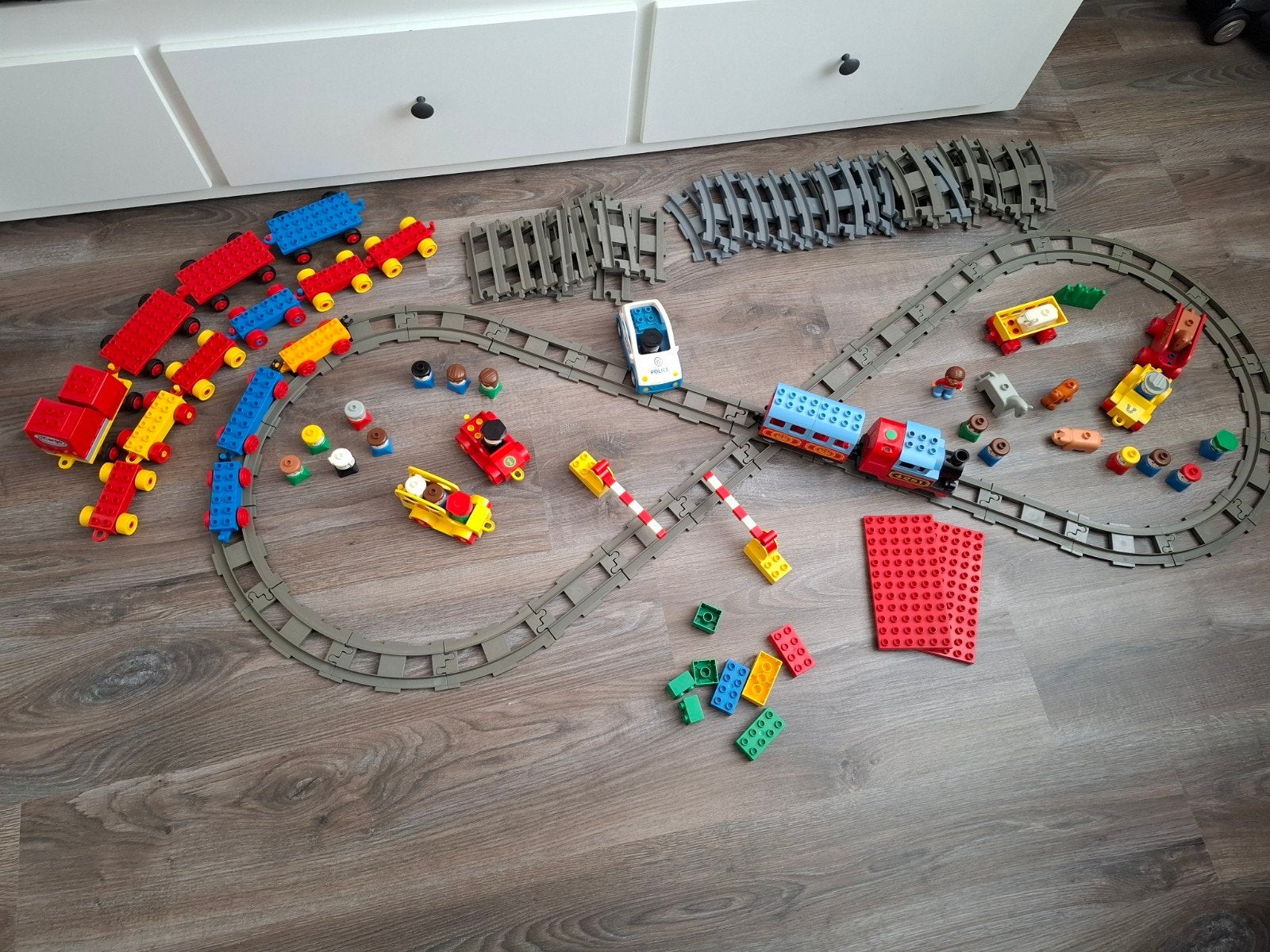 Grote Duplo treinbaan met veel extra's en blokken, Kinderen en Baby's, Ophalen, Gebruikt, Duplo, Inclusief minifiguren