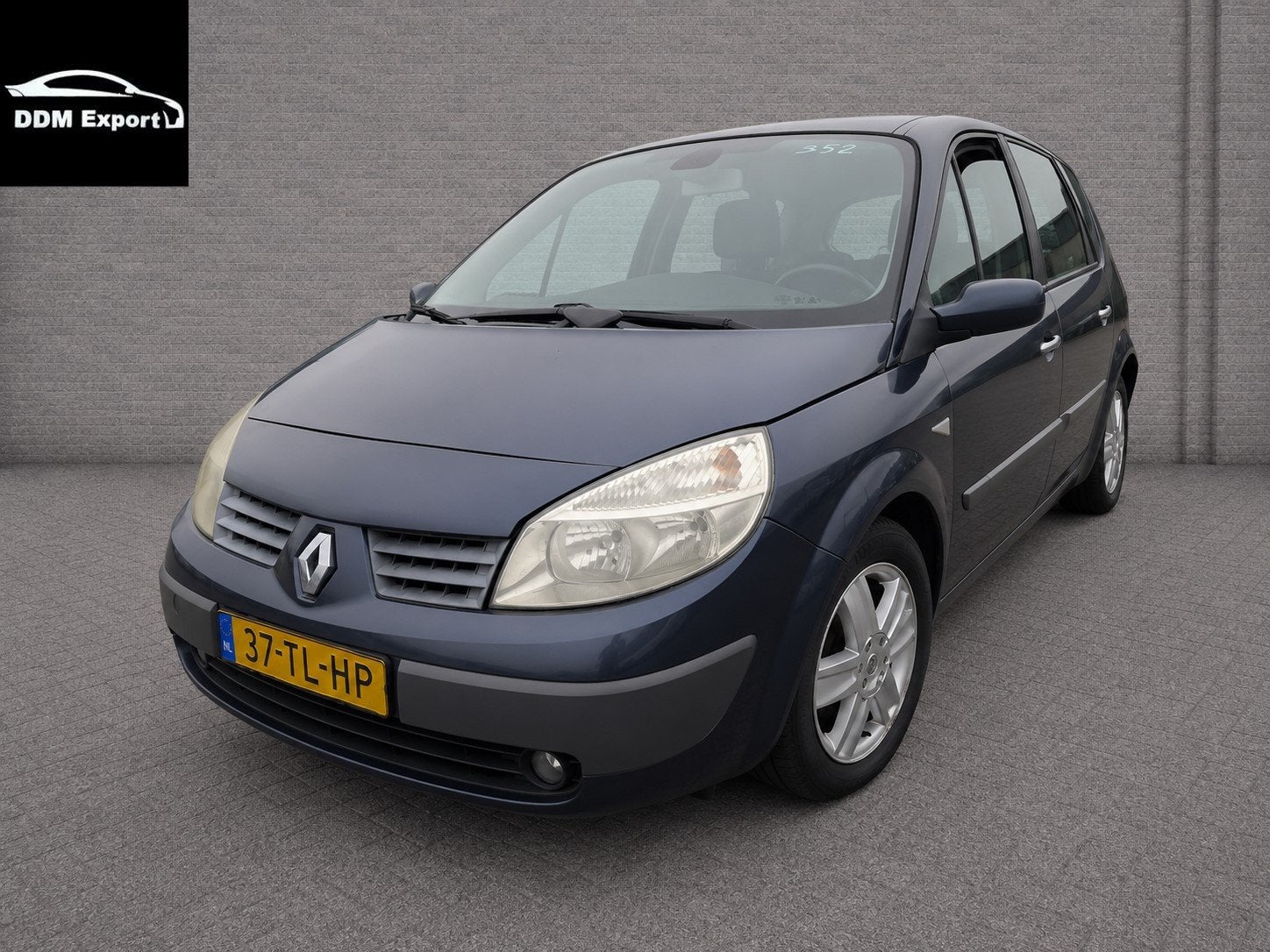 Renault Scénic 2.0-16V Dynamique | Navi | Clima | Trekhaak, 1998 cc, 135 pk, Gebruikt, 4 cilinders