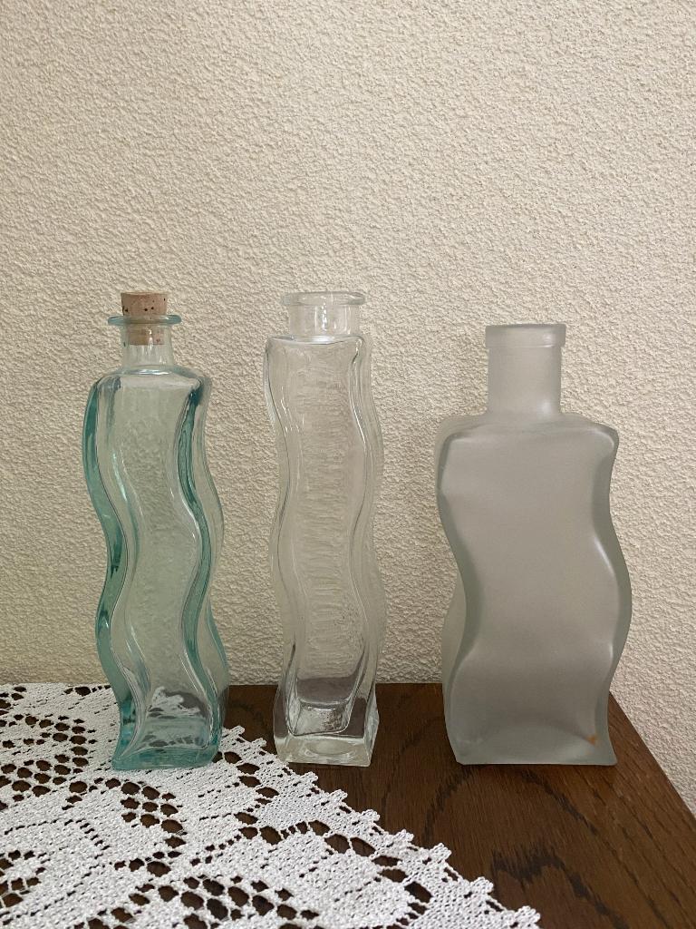 retro vaas vazen o.a. IKEA Skämt, ronde bolvormige vaas, Ophalen of Verzenden, Zo goed als nieuw, Overige kleuren, Glas