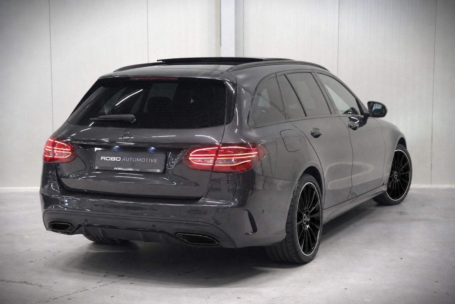 Mercedes-Benz C-Klasse Estate 300 e Business Solution AMG |, Achterwielaandrijving, 320 pk, 57 km, Origineel Nederlands