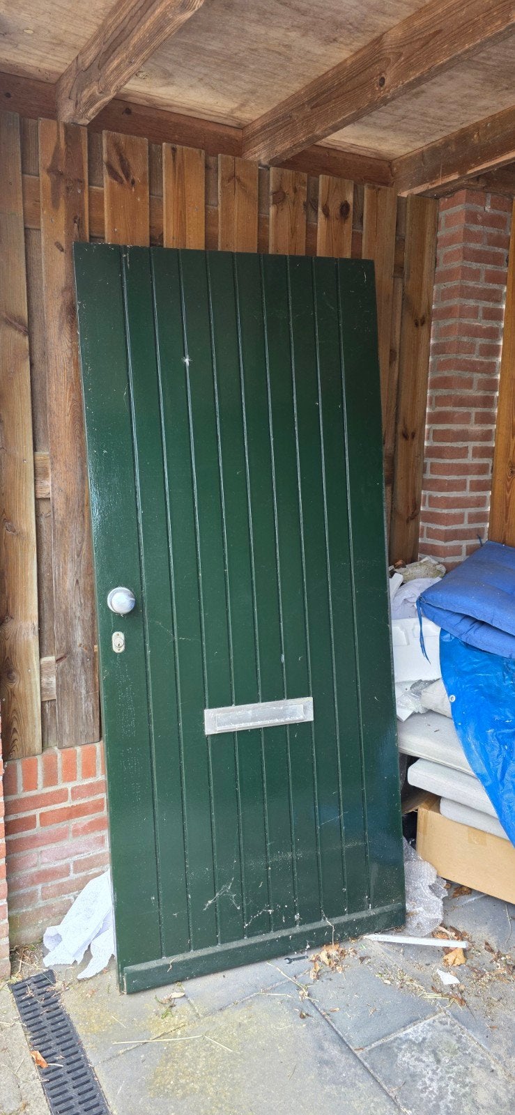 1 massieve buitendeur, wit en groen, met brievenbus, Ophalen, Gebruikt, 80 tot 100 cm, Buitendeur