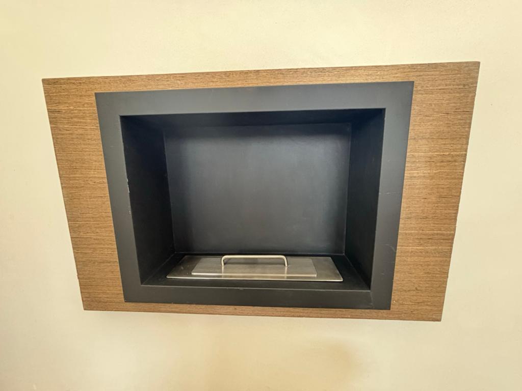 Inbouw bio-ethanol haard met houtlook omlijsting, Ophalen, Gebruikt, Inbouwhaard, Overige soorten