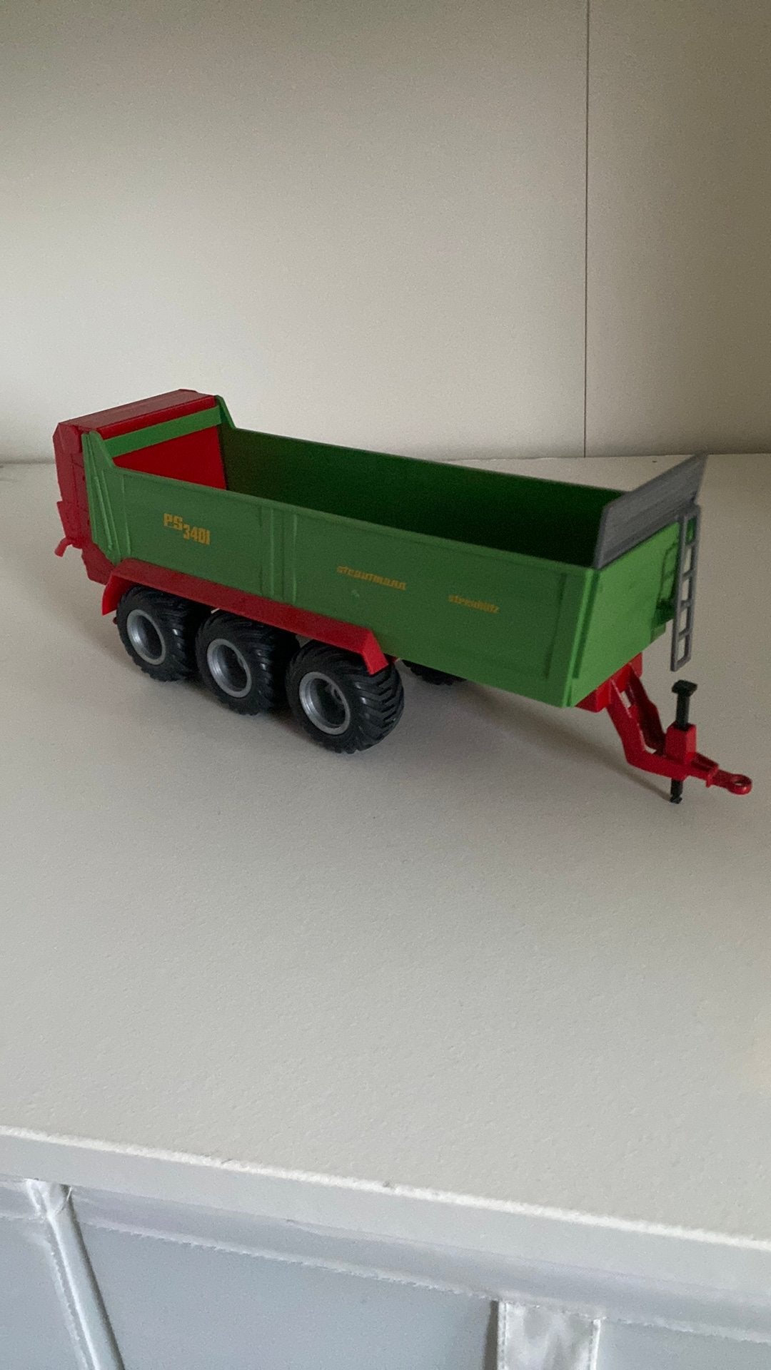 Strautmann es340i miniatuur siku, Hobby en Vrije tijd, Modelauto's | 1:32, Ophalen of Verzenden, Zo goed als nieuw, Tractor of Landbouw