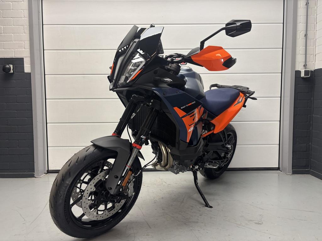 KTM 890 SMT (bj 2026), Motoren, Motoren | KTM, KTM, Bedrijf, Sluisweg 20
6581 KA  Malden, NL, Info@KTM.nl