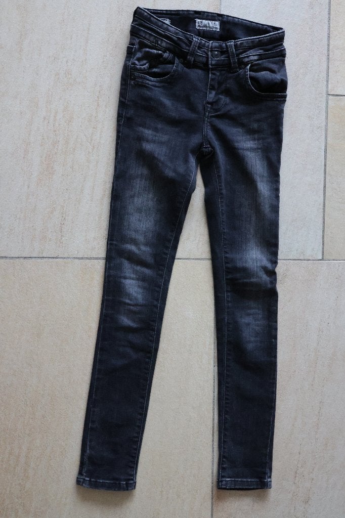 IZGS LTB Julita zwart donkergrijs 134 spijkerbroek, LTB, Meisje, Zo goed als nieuw, Ophalen