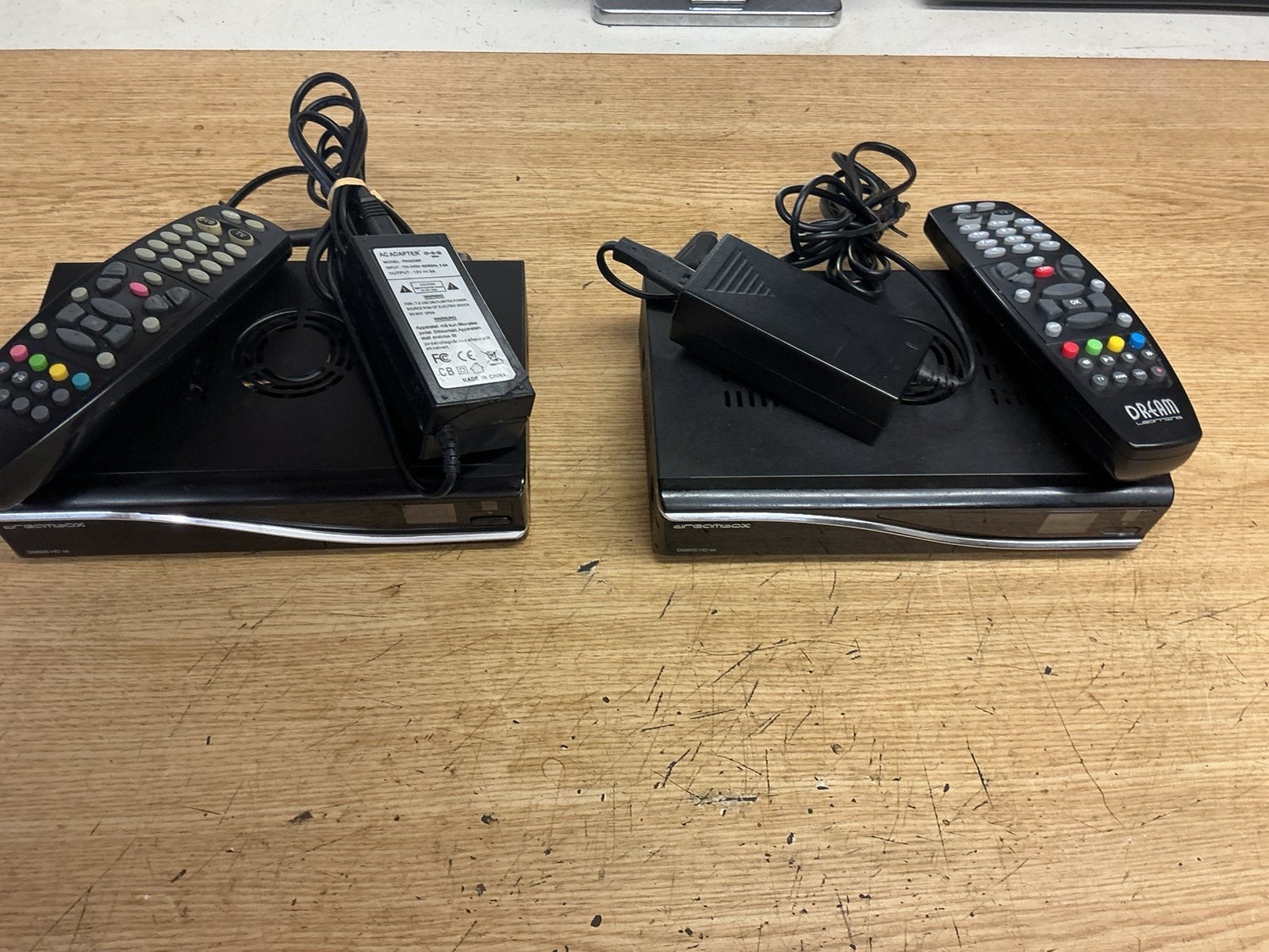 2 x Dream box, Audio, Tv en Foto, Ophalen of Verzenden, Zo goed als nieuw, Overige merken