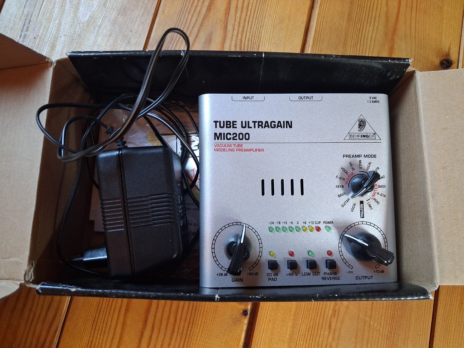 Behringer Tube Ultragain MIC200 Microfoon Preamp, Ophalen of Verzenden, Gebruikt
