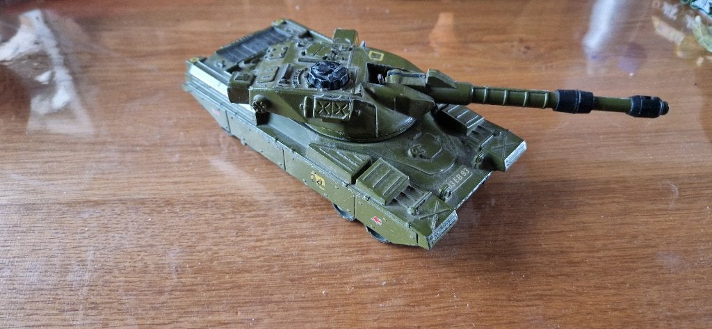 Dinky toys chieftain tank, Verzenden