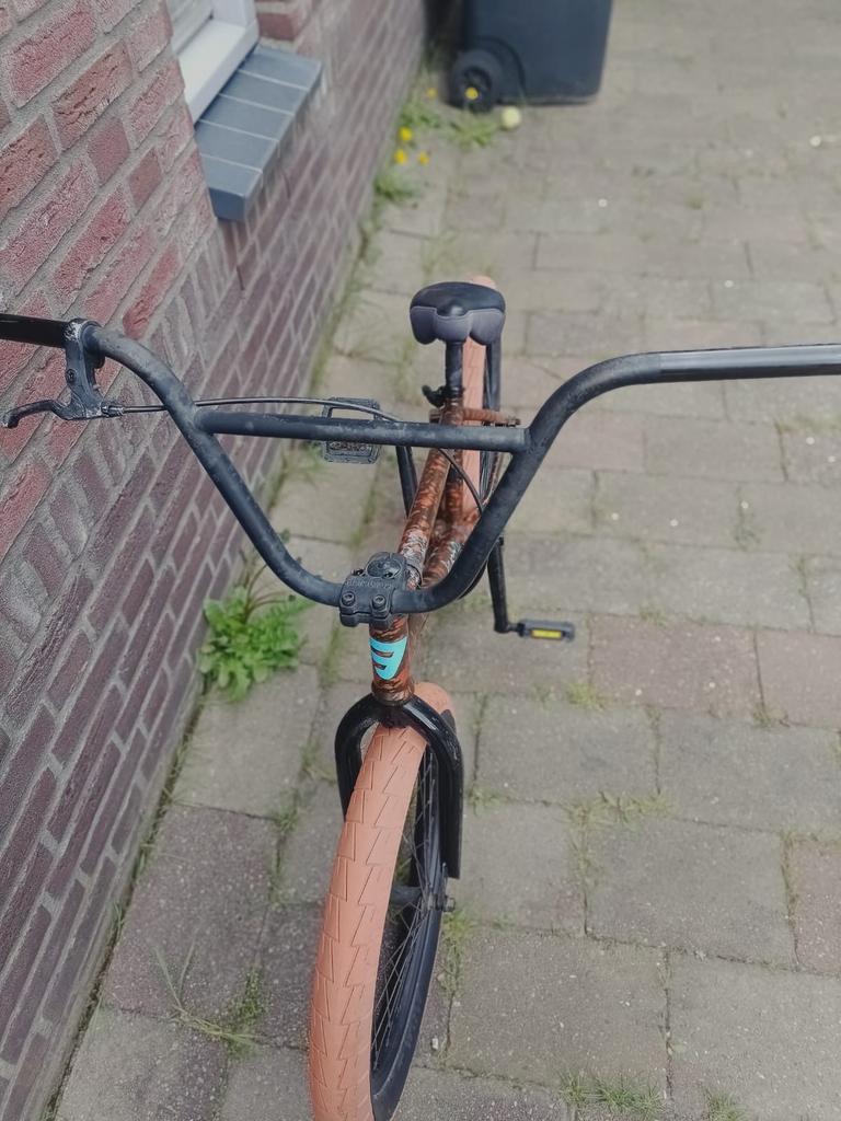 Stuntfiets 24 inch - Goede staat, beetje vies, Ophalen, Gebruikt, Staal, 24 inch of meer