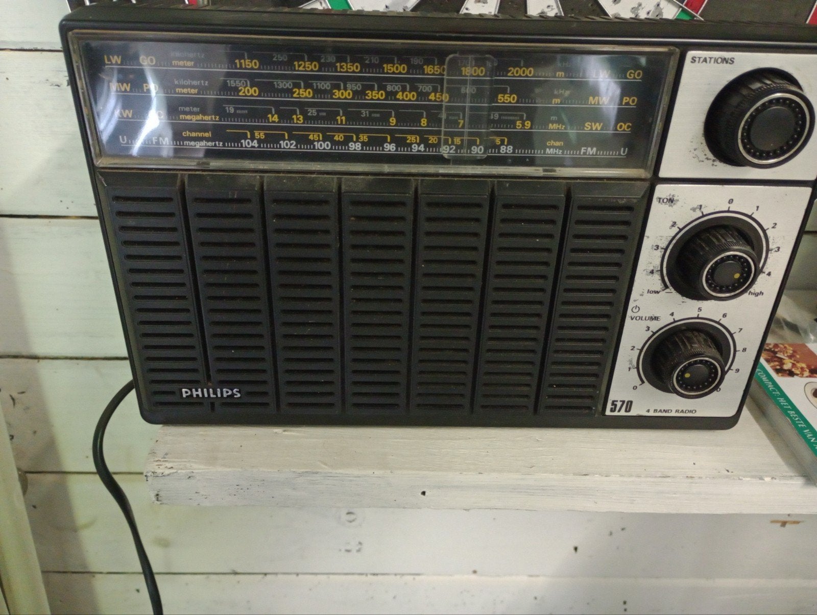 Vintage Philips 570 4-Band Radio, Ophalen of Verzenden, Gebruikt, Radio