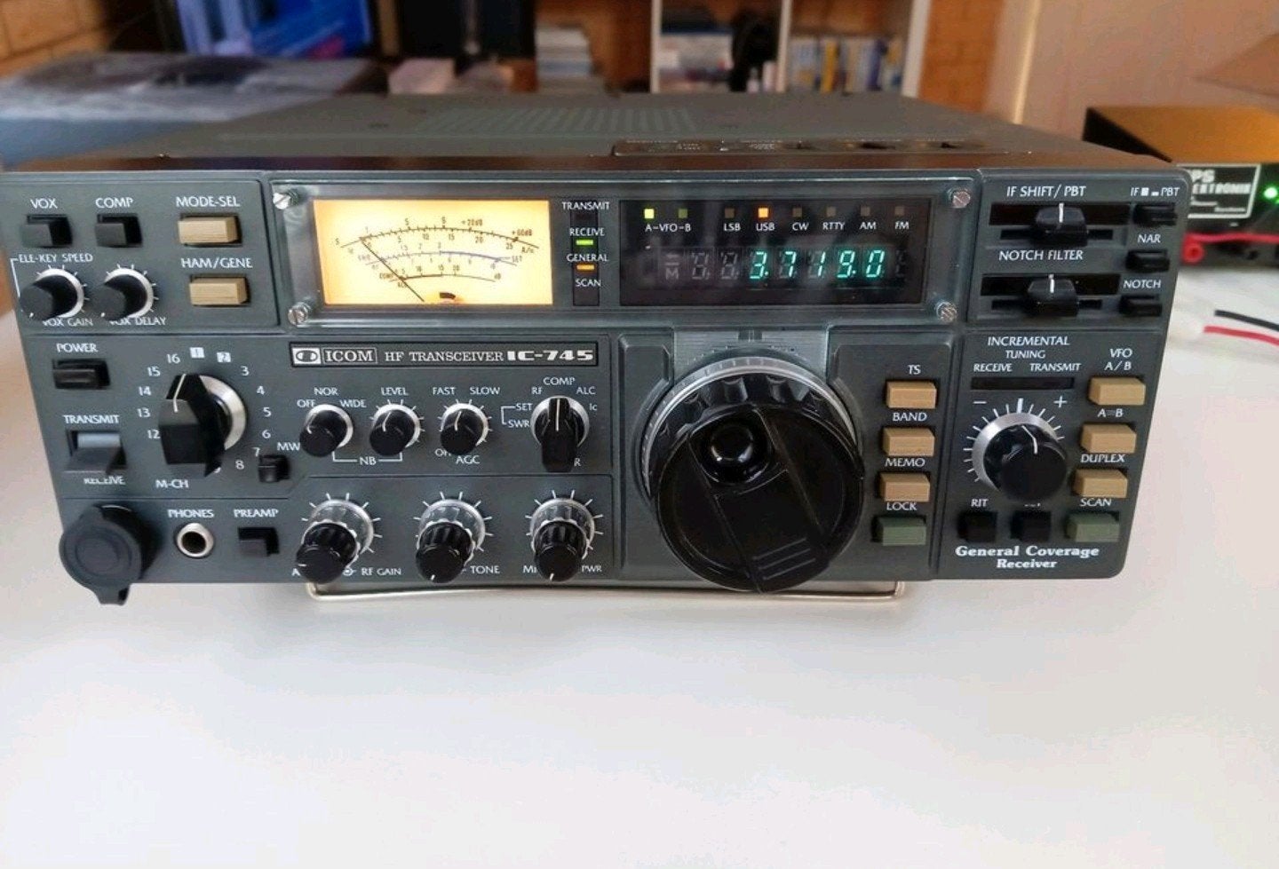 Icom IC-745 HF Transceiver, Telecommunicatie, Zenders en Ontvangers, Ophalen of Verzenden, Gebruikt, Zender en Ontvanger