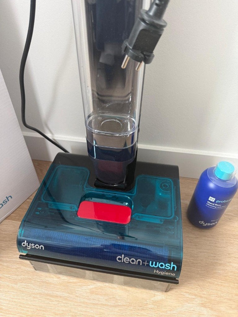 Dyson Clean + Wash Hygiene, Ophalen of Verzenden, Reservoir, 1200 tot 1600 watt, Draadloos
