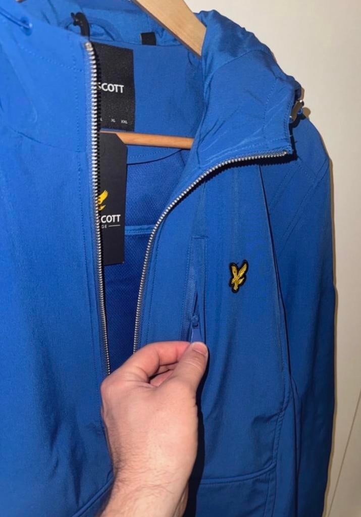 Lyle & Scott Jas Blauw - Nieuw met labels, Verzenden, Nieuw, Maat 48/50 (M), Blauw