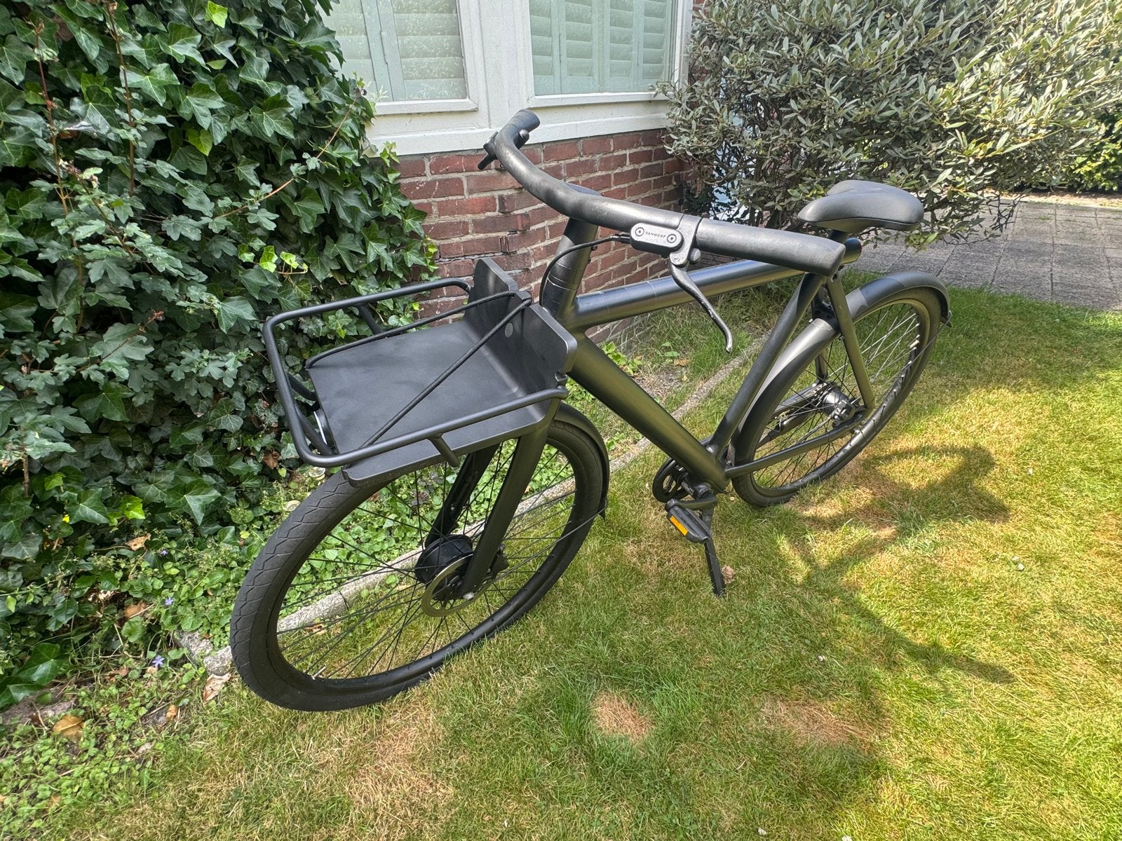 VanMoof S3 zwart met voordrager | 1.7.6 | 37 km/u, Ophalen of Verzenden, Zo goed als nieuw, 59 cm of meer, Vanmoof