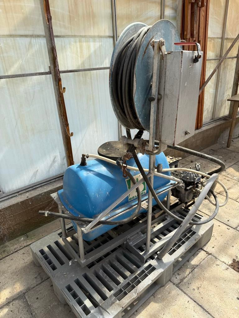 Spuit voor mini tractor, Ophalen