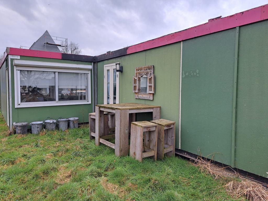 Woonunit 124m2 3 slaapkamers, beschikbaar half september, Doe-het-zelf en Verbouw, Bouwketen en Schaftketen, Ophalen