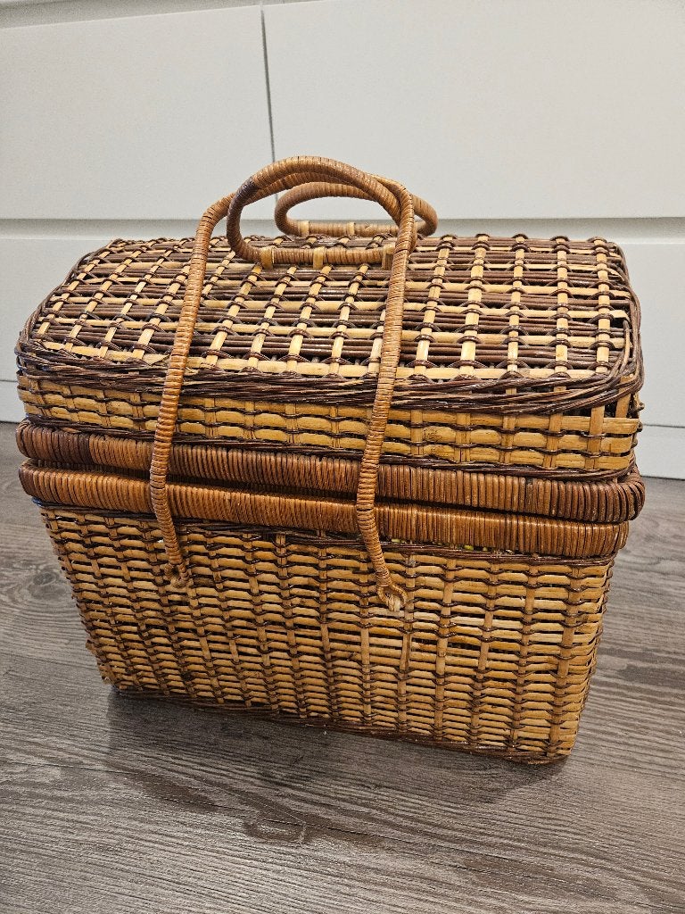 Rieten mand, Ophalen, Gebruikt, Mand, Met deksel