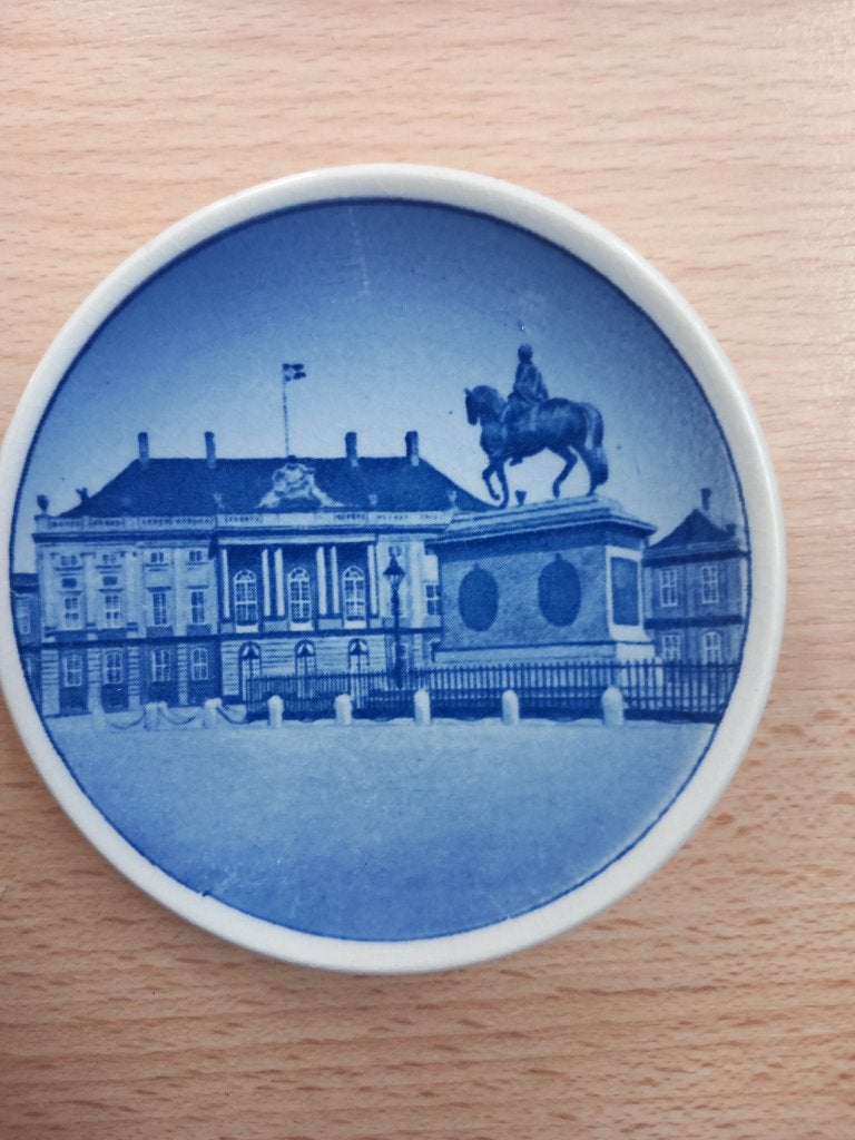Wandbord miniatuur Amalienborg Kopenhagen, Verzamelen, Koninklijk Huis en Royalty, Ophalen of Verzenden, Zo goed als nieuw, Buitenland