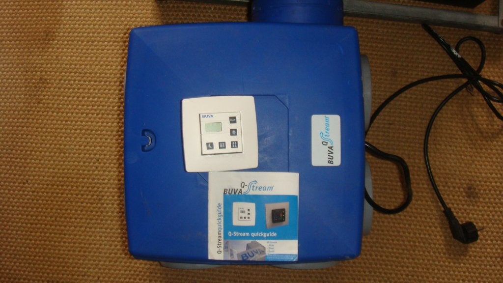 BUVA Q STREAM + REMOTE., Ophalen of Verzenden, Zo goed als nieuw, Afzuiger