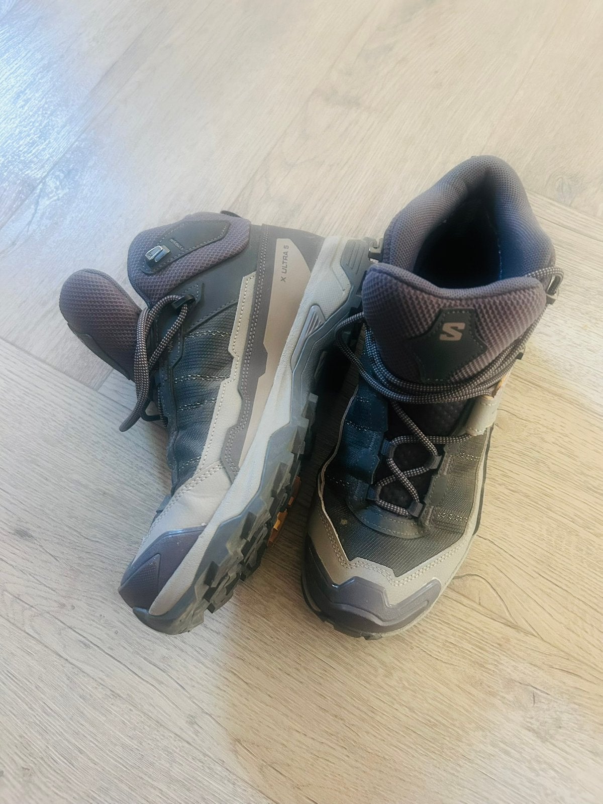 Salomon X ultra 5 Mid wandelschoen, Ophalen of Verzenden, Zo goed als nieuw, Schoenen