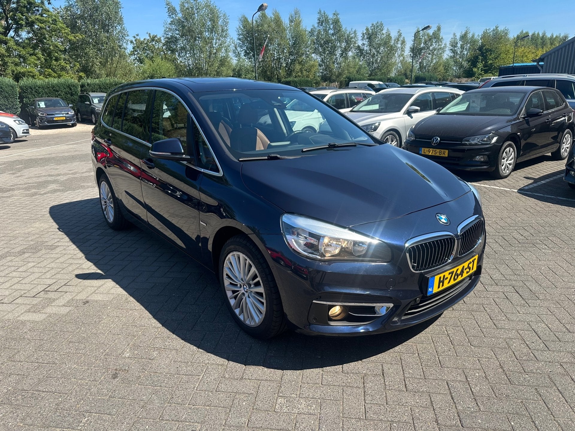 BMW 2-serie Gran Tourer 220i Centennial High Executive 7paut, 1998 cc, Gebruikt, Euro 6, 2-Serie Gran Tourer