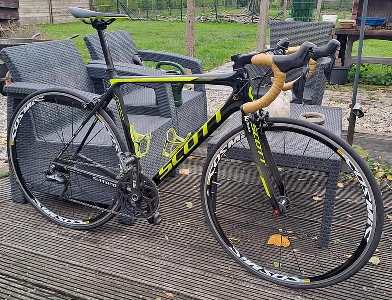 SCOTT ADDICT Ultegra Di2. Topstaat, 54. M/z wielen., Carbon, Zo goed als nieuw, Meer dan 20 versnellingen, 53 tot 57 cm