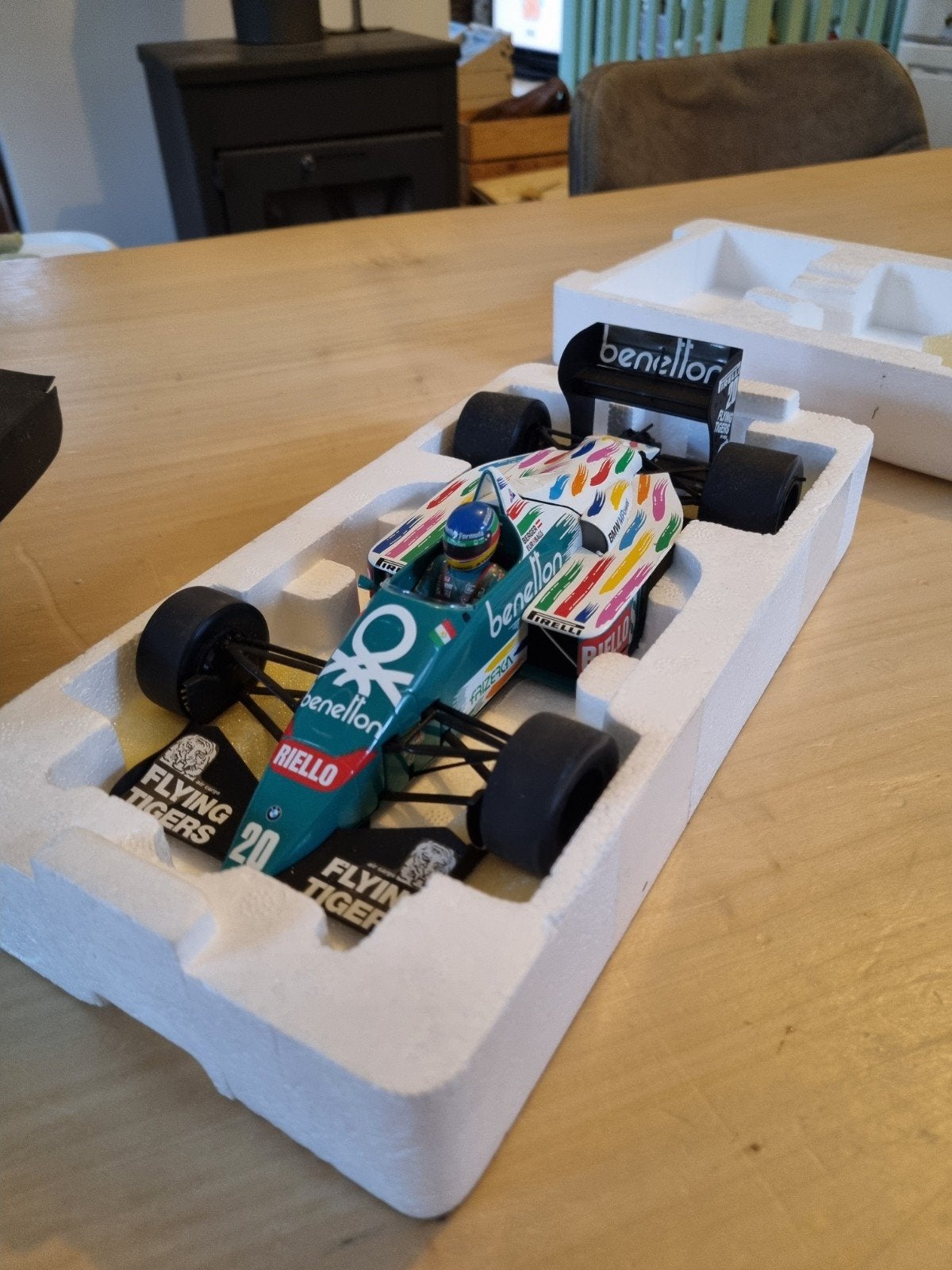 BMW Benetton 186 F1 model Gerhard Berger (mist spiegel), Ophalen of Verzenden