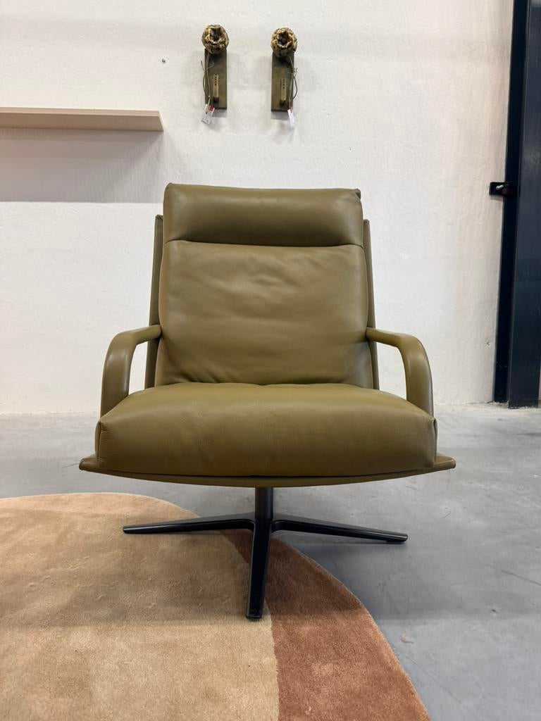 Nieuw Leolux Kudo Two Fauteuil met poef Raffino Fennic Leer, Nieuw, 75 tot 100 cm, Ophalen of Verzenden, Stof