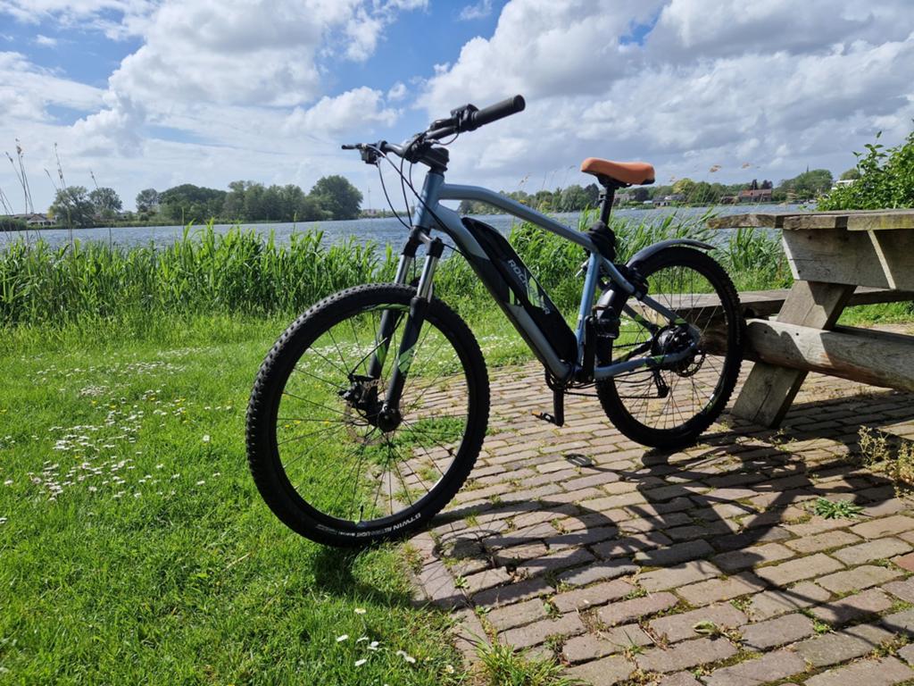 Elektrische mountainbike decathlon st-100, Fietsen en Brommers, Ophalen of Verzenden, Overige merken