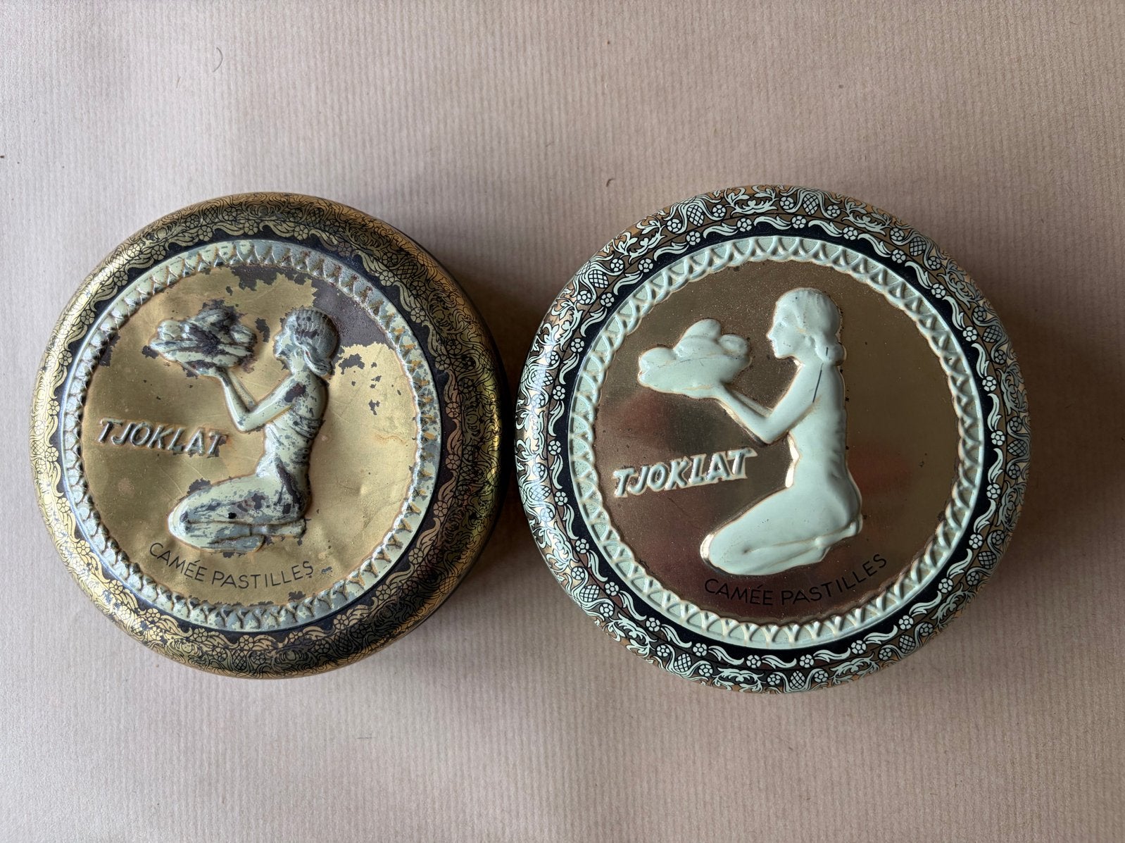 2 Vintage Tjoklat Camee Pastilles Blikken - Chocolade, Verzamelen, Blikken, Ophalen of Verzenden, Gebruikt, Overige, Overige merken