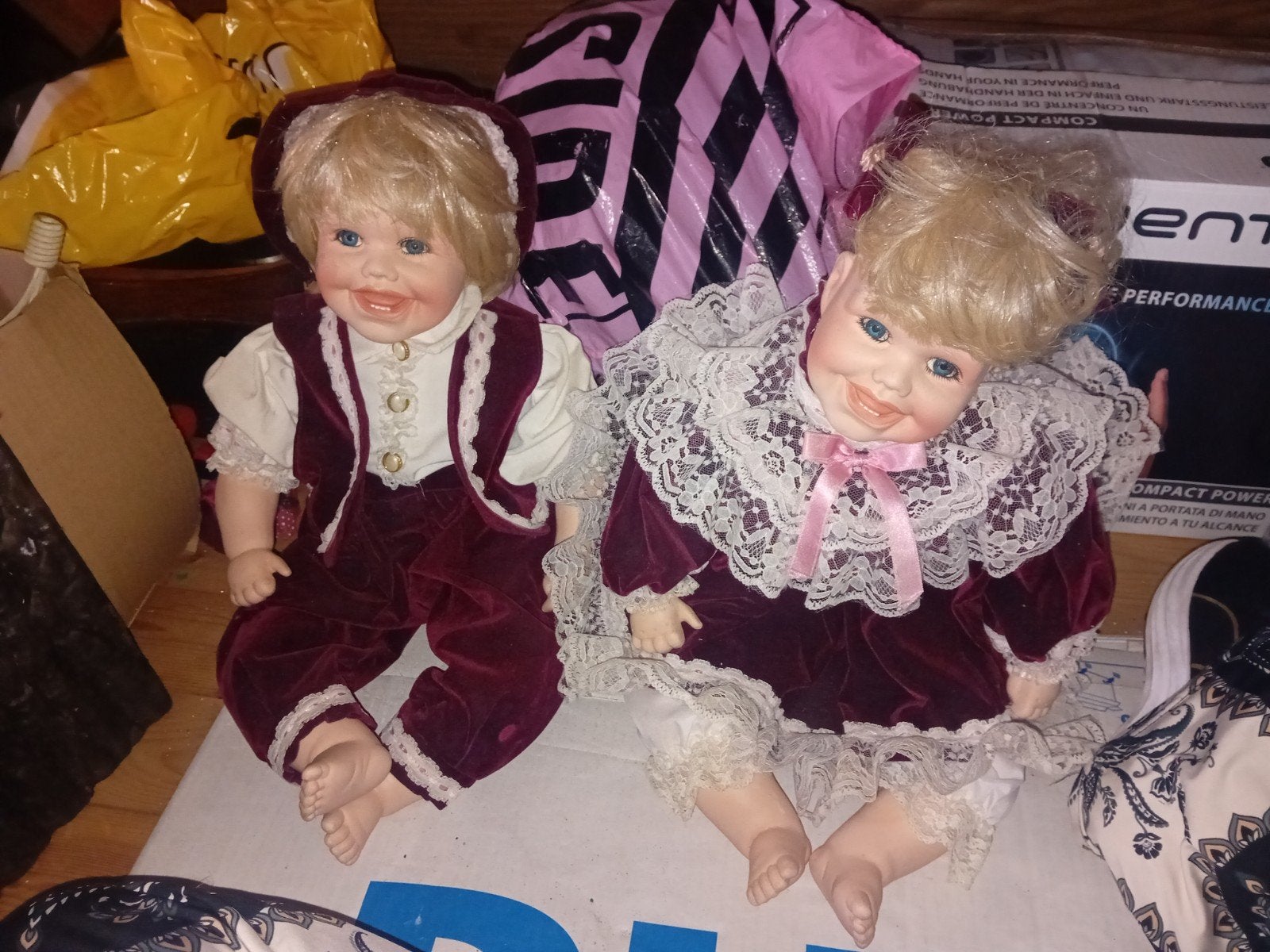 Set van 2 Porseleinen Poppen - Classic Art, Verzamelen, Ophalen, Zo goed als nieuw, Pop
