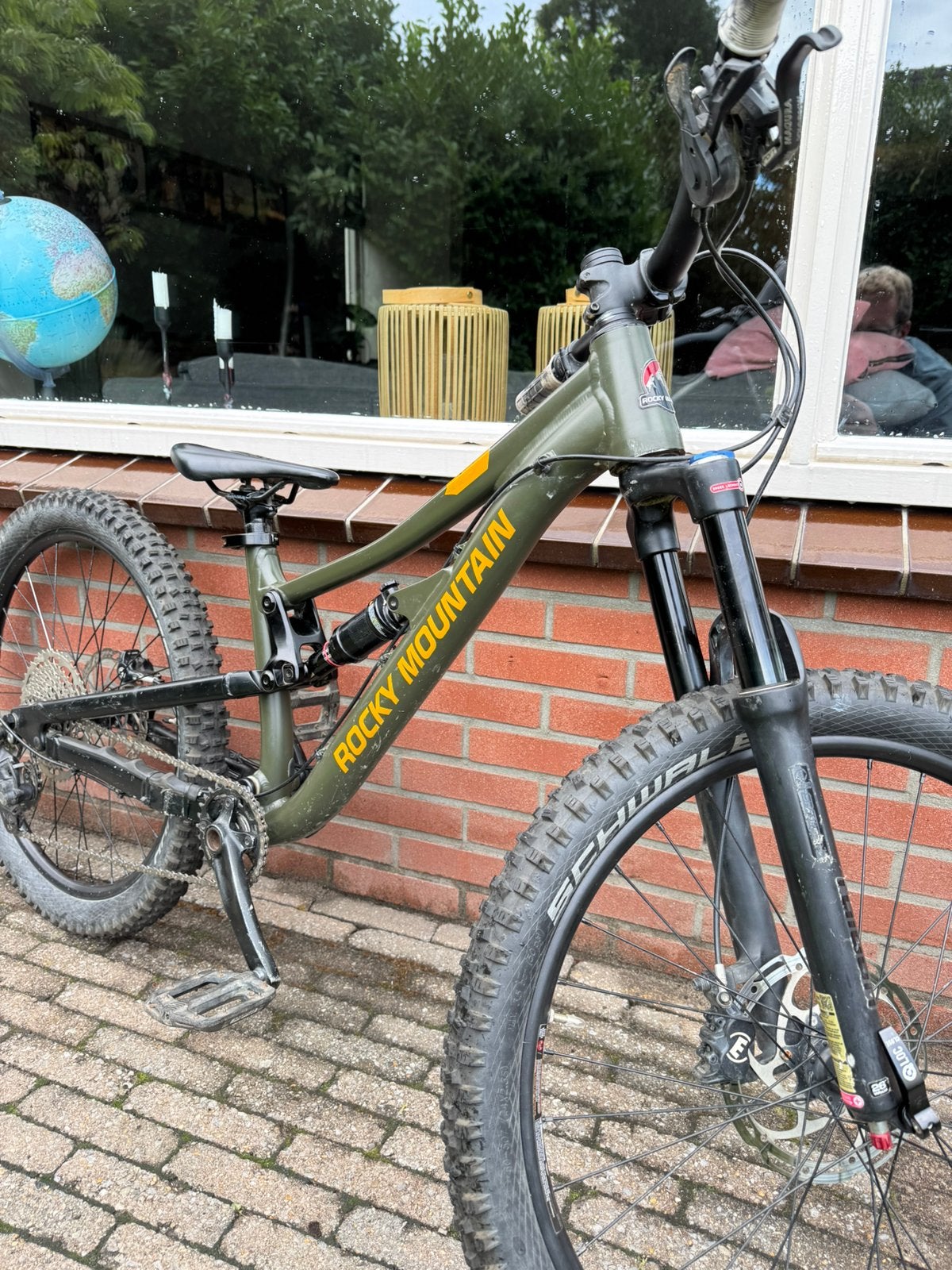 Rocky mountain reaper 24 inch fully kind 2022, Fietsen en Brommers, Fully, Zo goed als nieuw, Schijfrem, Ophalen