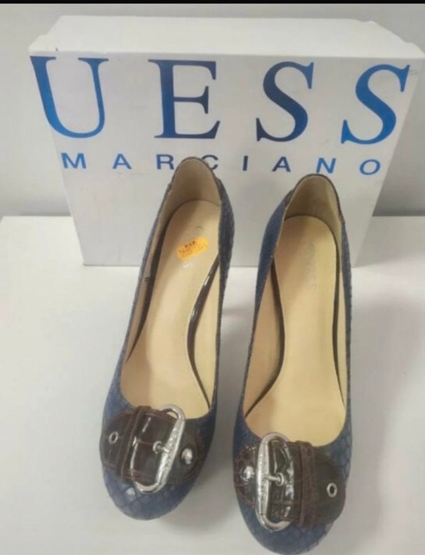 Guess Marciano Pumps - Blauw met Gesp - Maat 38, Ophalen of Verzenden, Zo goed als nieuw, Blauw, Pumps