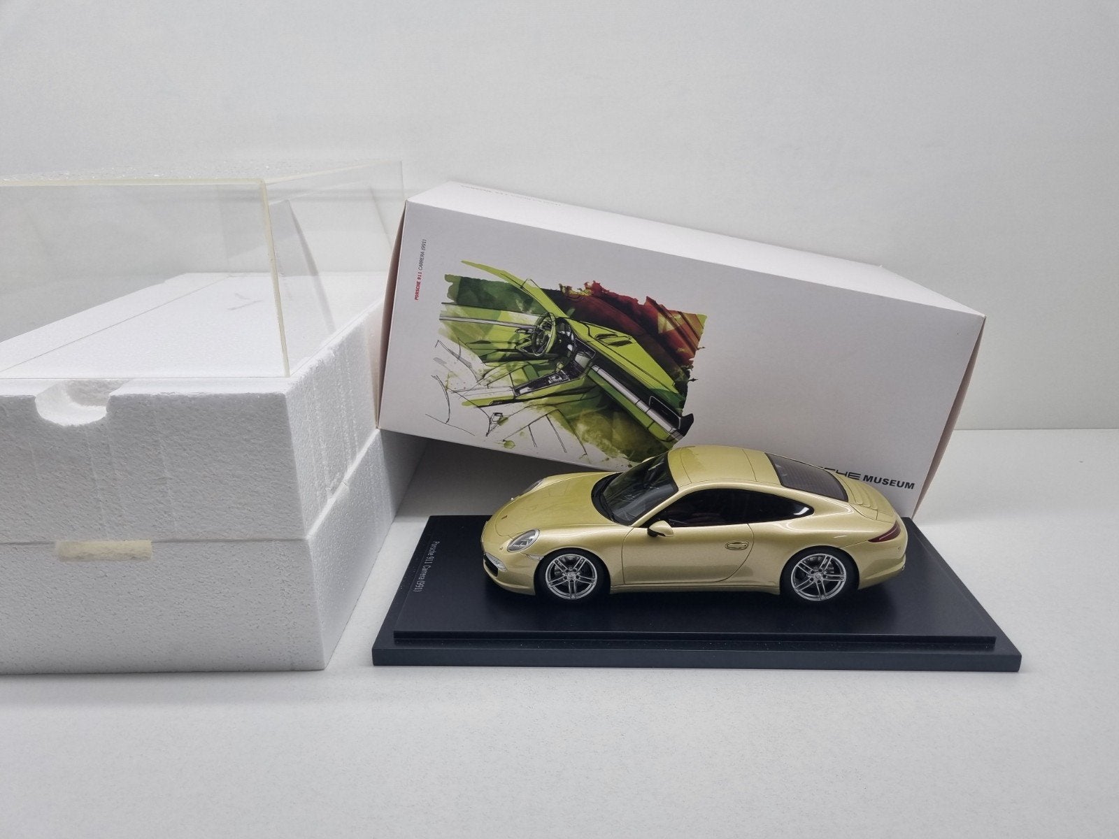 Spark Museum Porsche 911 (991) Carrera S 1:18 Nieuwstaat, Hobby en Vrije tijd, Modelauto's | 1:18, Ophalen of Verzenden, Zo goed als nieuw