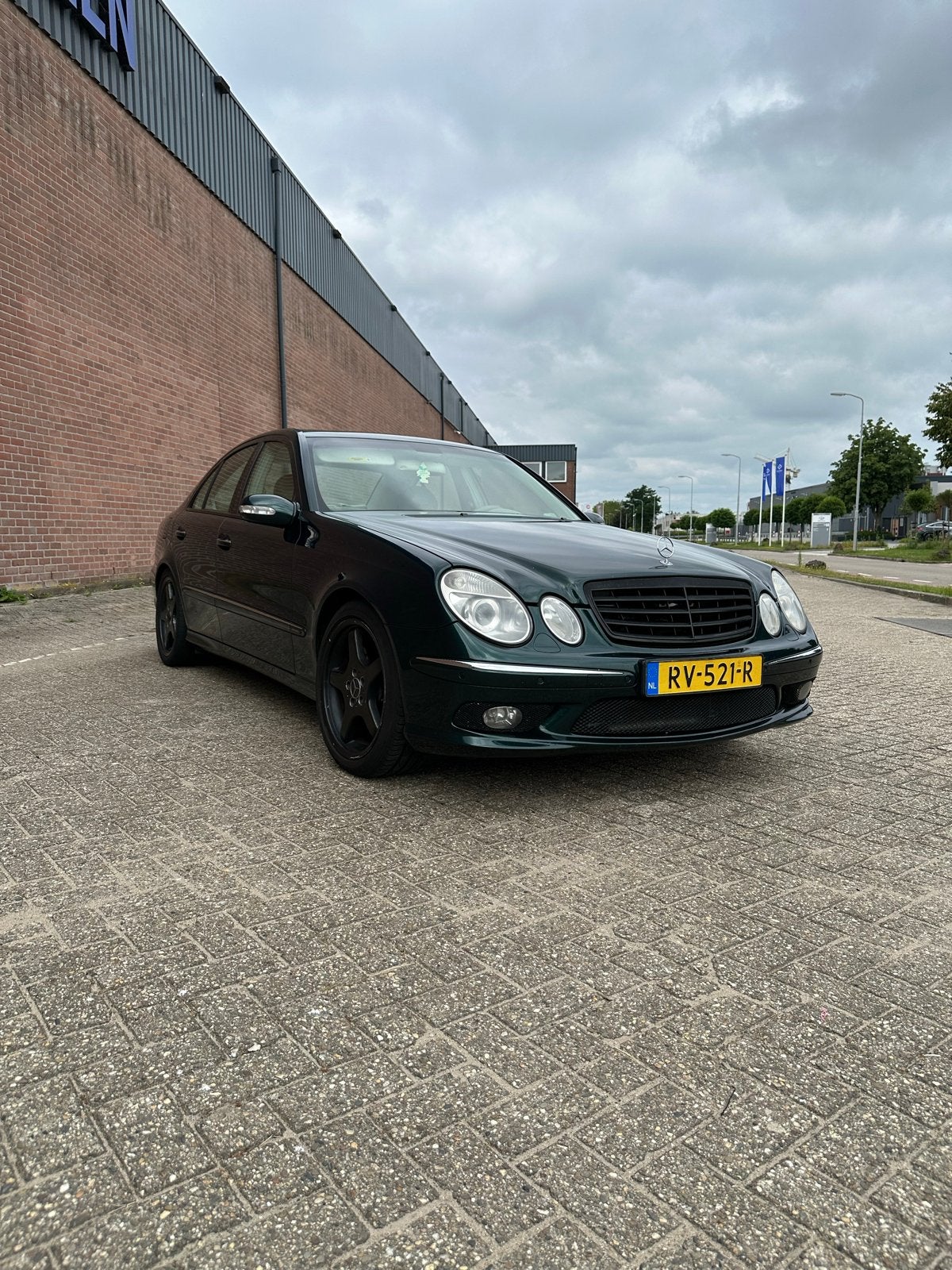 Mercedes w211 e500 LPG Prins sedan AMG pakket, APK 07/2027, Automaat, 8 cilinders, Particulier, 4966 cc