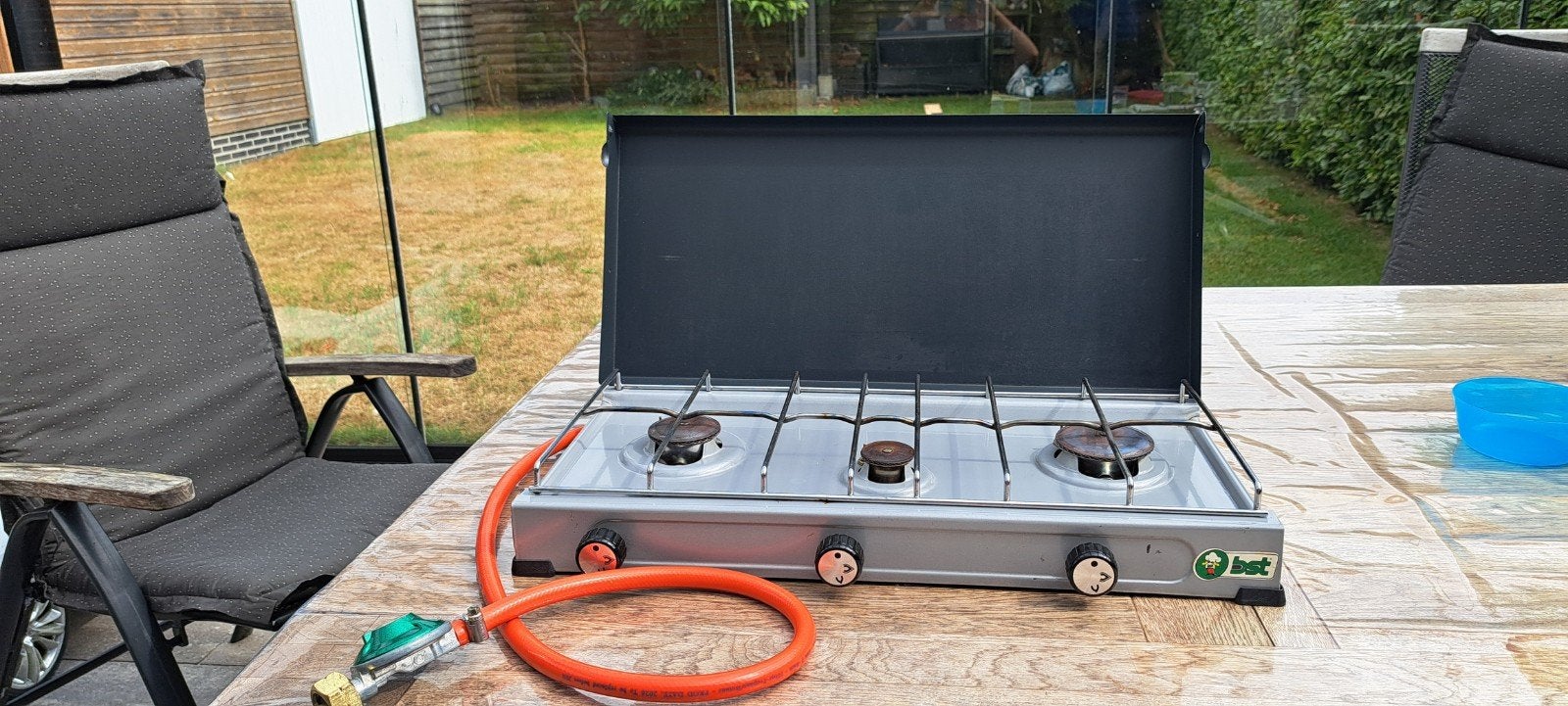 3-pits gasstel camping - Werkt goed!, Caravans en Kamperen, Kampeeraccessoires, Ophalen, Zo goed als nieuw