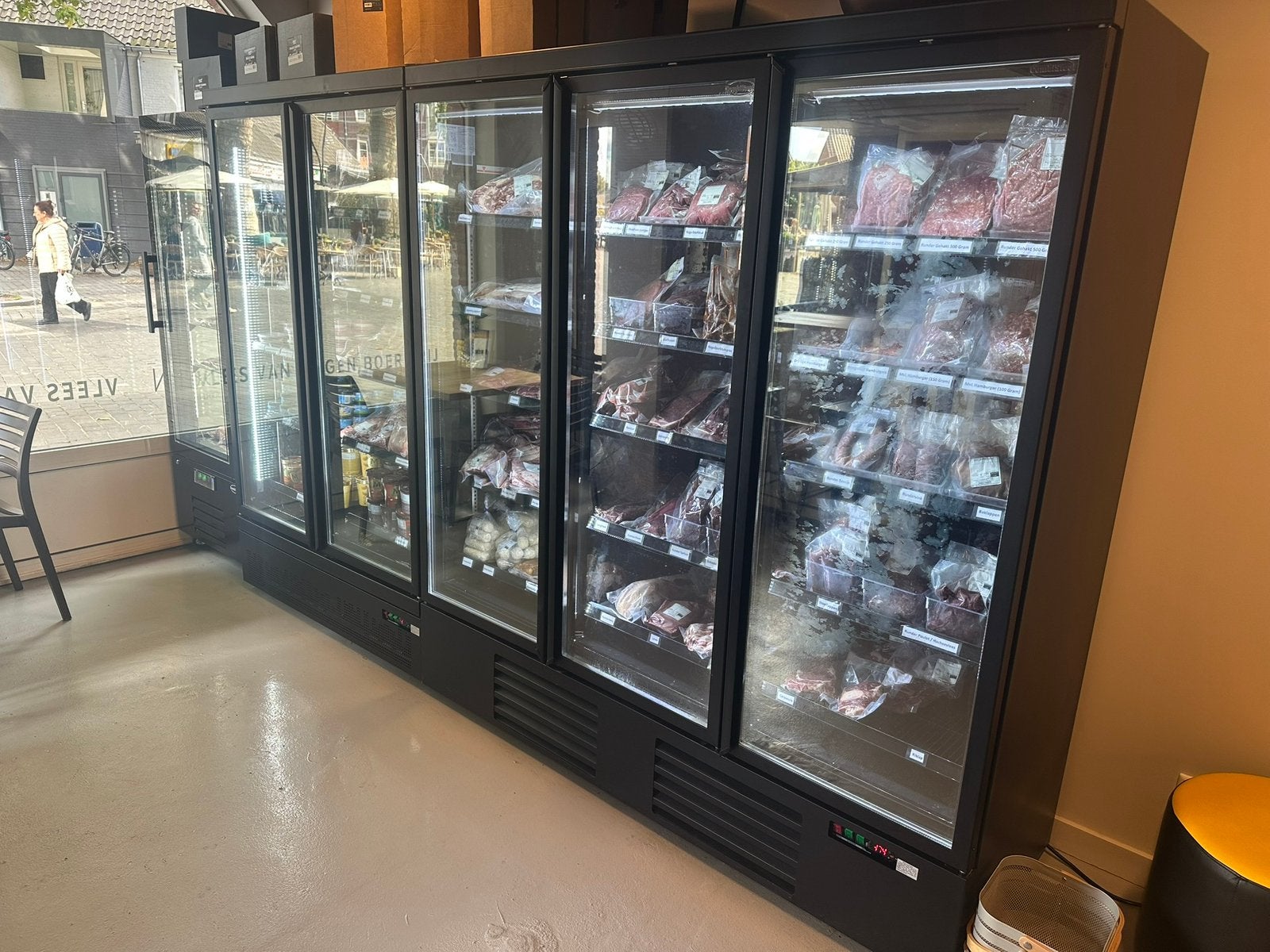 Diepvries vitrine 3 deurs, Ophalen, Zo goed als nieuw, 60 tot 90 cm, 160 cm of meer
