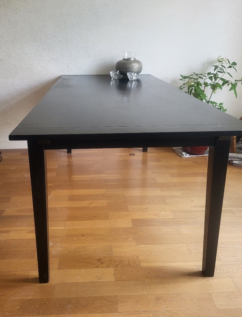 Zwarte eettafel, modern, gebruikt, Huis en Inrichting, Ophalen, Gebruikt, Grenenhout, 50 tot 100 cm