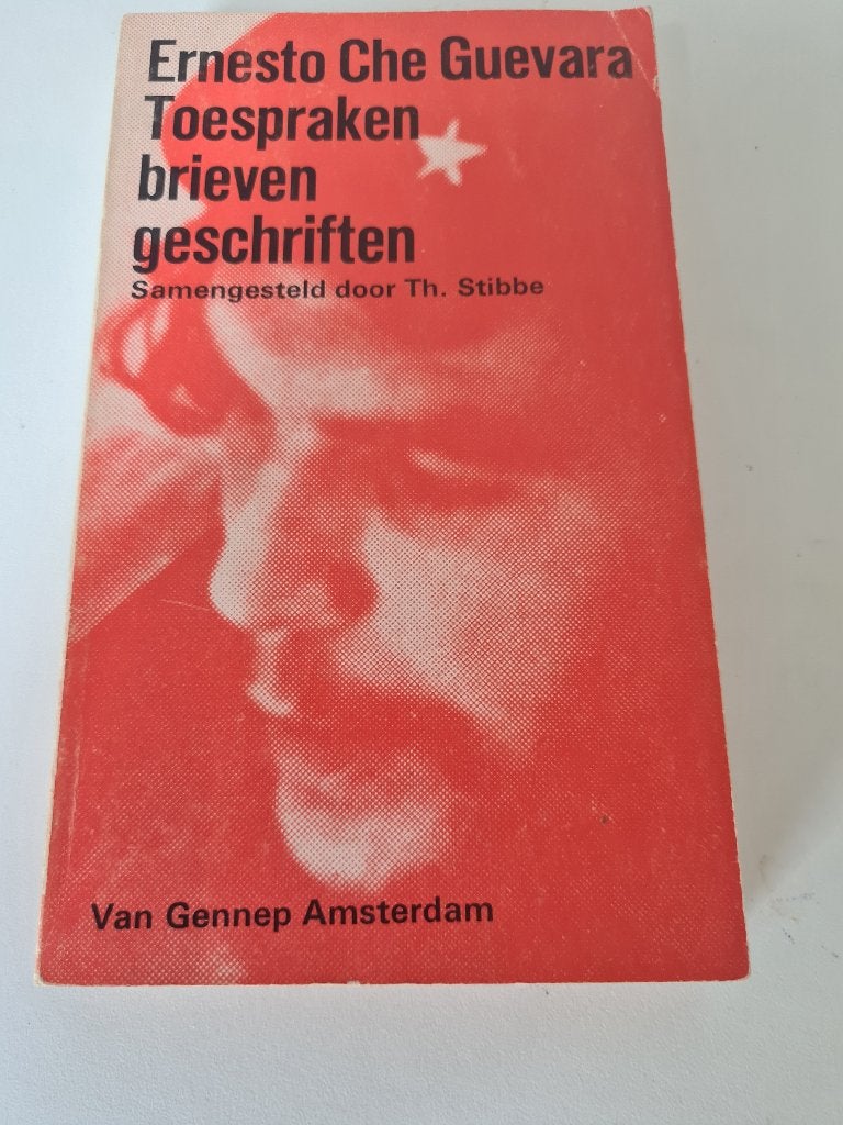 TE KOOP BOEK ERNESTO CHE GUEVARA, Ophalen of Verzenden, Gelezen