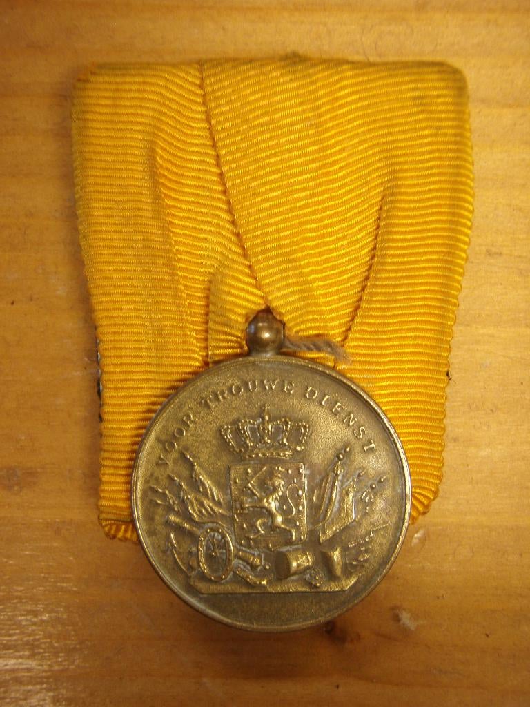 Bronzen medaille J, Verzamelen, Militaria | Algemeen, Landmacht, Lintje, Medaille of Wings, Nederland, Ophalen of Verzenden