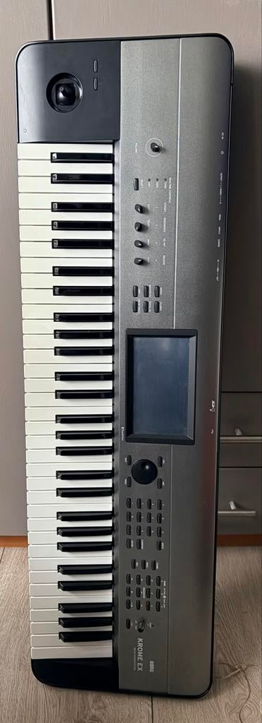 Korg Krome EX61 - Uitstekende staat!, Muziek en Instrumenten, Keyboards, 61 toetsen, Korg, Ophalen of Verzenden, Zo goed als nieuw
