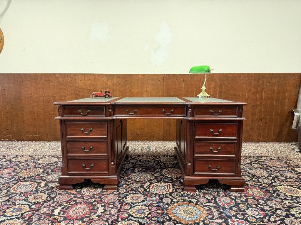 Klassiek Engels Chesterfield Bureau, Ophalen of Verzenden
