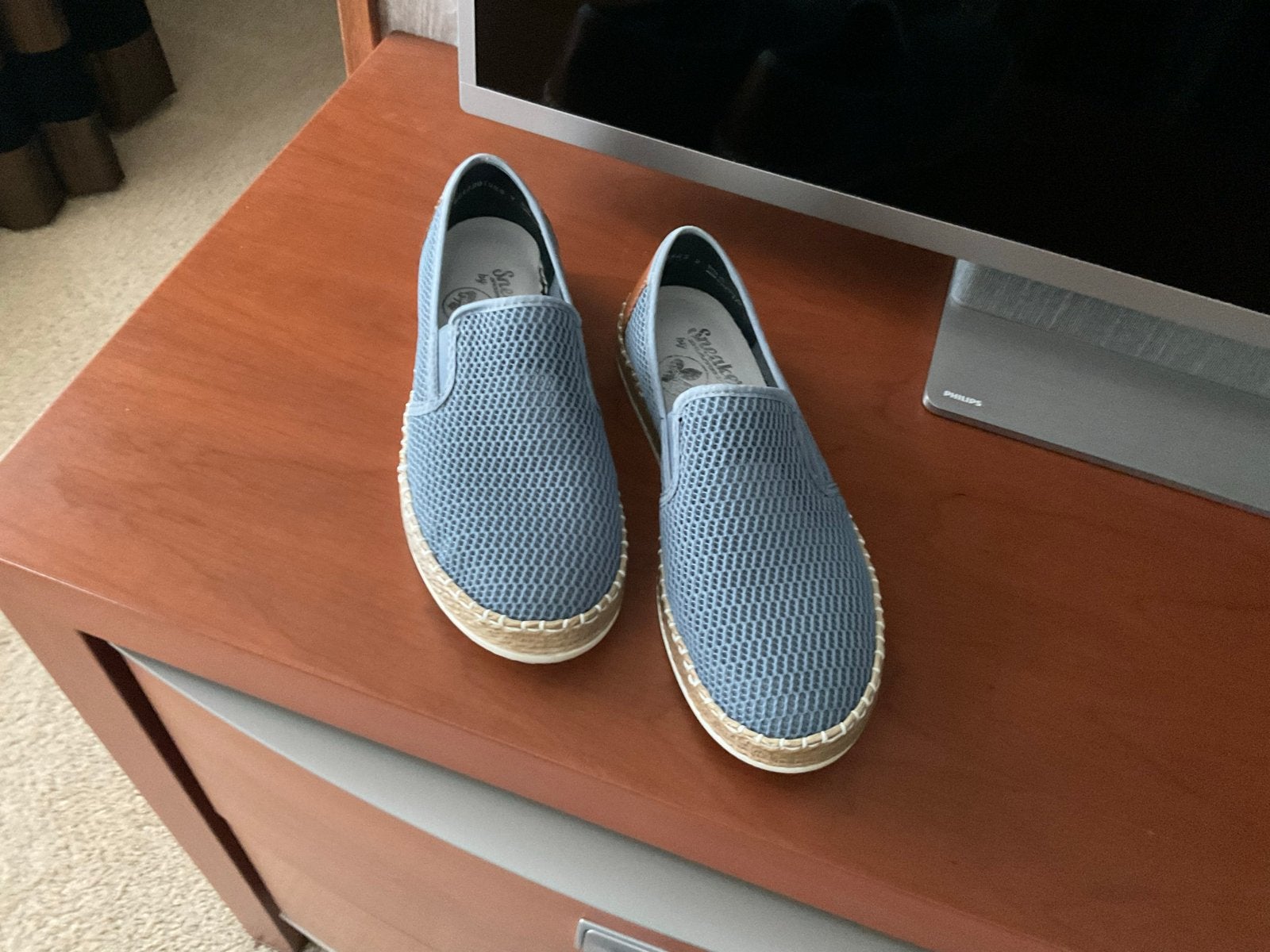 instappers blauw - Zo goed als nieuw mt 40, Ophalen of Verzenden, Zo goed als nieuw, Blauw, Instappers