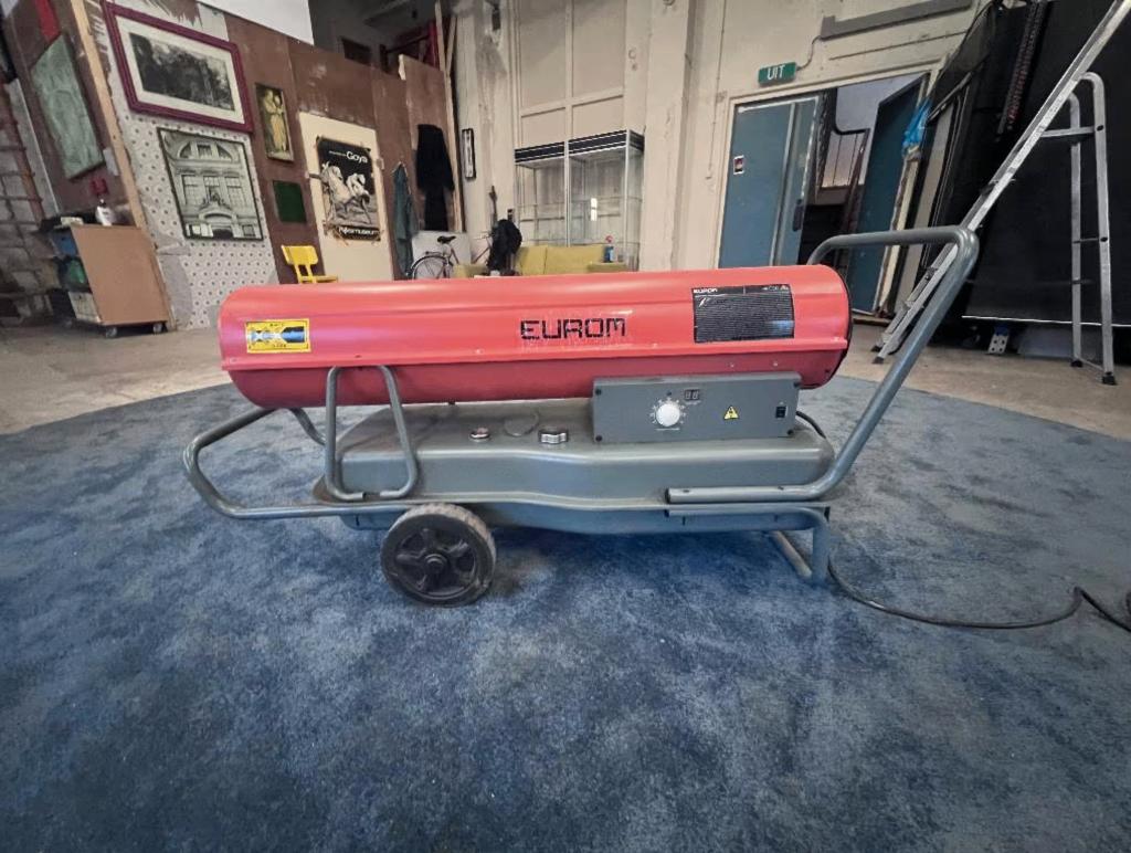 Heteluchtkanon Fireball 60T, Kachel, Doe-het-zelf en Verbouw, Ophalen, 30 tot 80 cm, Kachel, Zo goed als nieuw