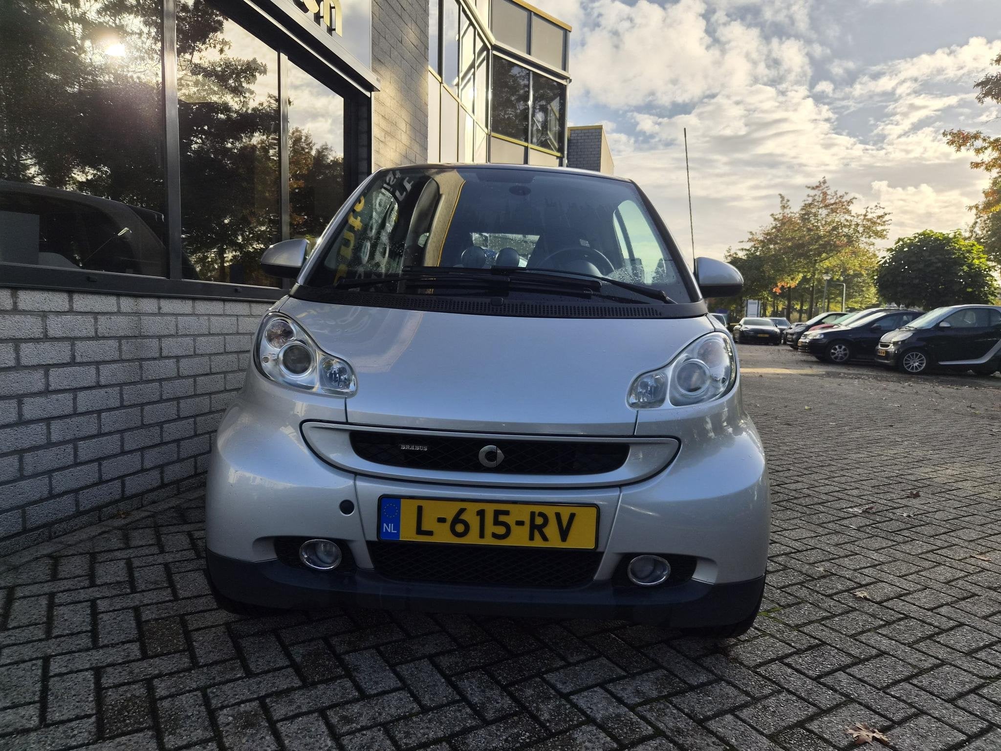 smart fortwo coupé 1.0 BRABUS stuurbekrachtiging BRABUS, Auto's, Automaat, Euro 5, Gebruikt, 770 kg