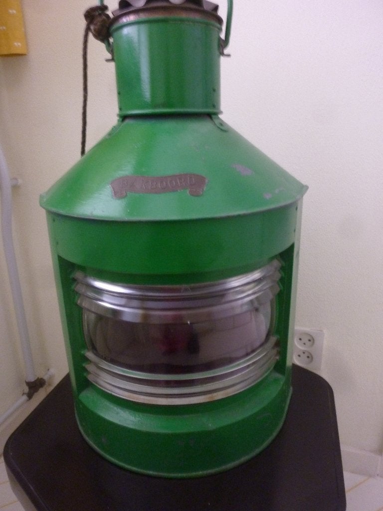 Antieke scheepslamp, Ophalen